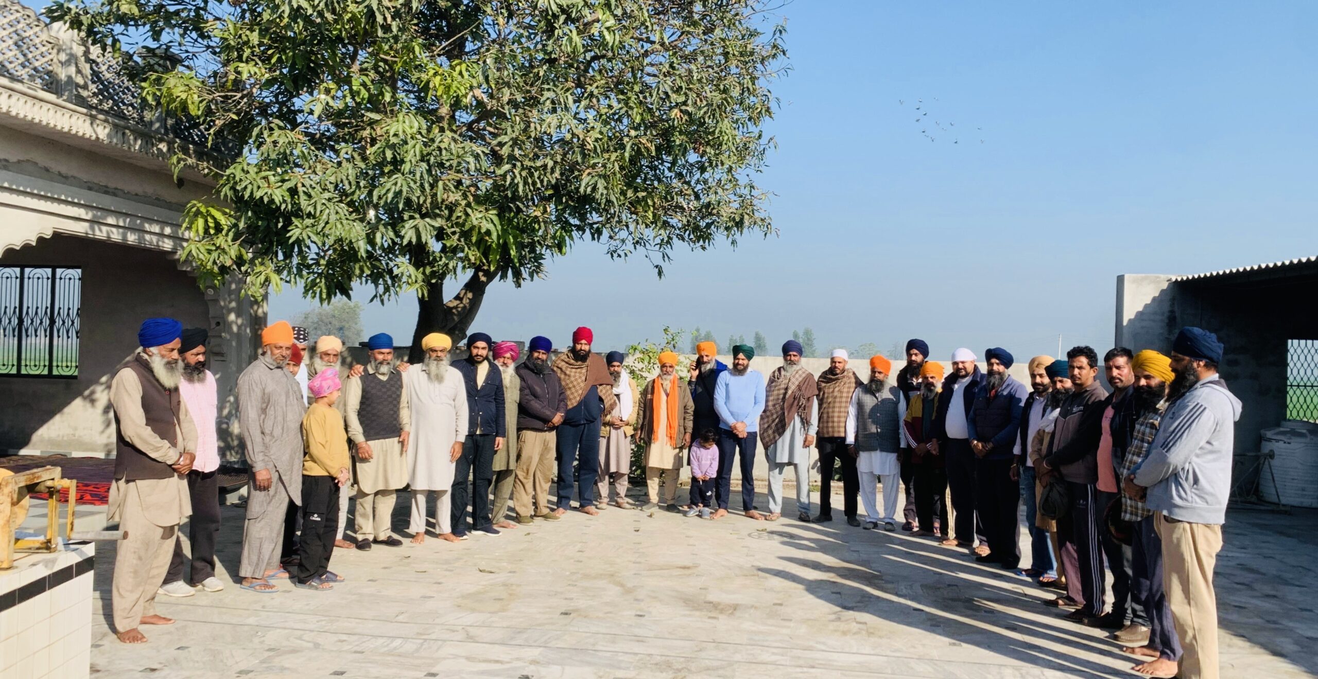 ਰਿਹਾਇਸ਼ੀ ਖੇਤਰ ਨੇੜੇ ਅਨਾਜ ਦੇ ਗੁਦਾਮ ਬਣਨ ਤੋਂ ਰੋਕਣ ਲਈ ਵੱਖ-ਵੱਖ ਪਿੰਡਾਂ ਦੇ ਵਸਨੀਕਾਂ ਨੇ ਕੀਤੀ ਮੀਟਿੰਗ - ਸੁਸਰੀ ਆਦਿ ਸਮੱਸਿਆਵਾਂ ਤੋਂ ਬਚਾਉਣ ਲਈ ਗੁਦਾਮ ਬਣਨ ਤੋਂ ਰੋਕਣ ਦੀ ਪੰਜਾਬ ਸਰਕਾਰ ਤੋਂ ਕੀਤੀ ਮੰਗ