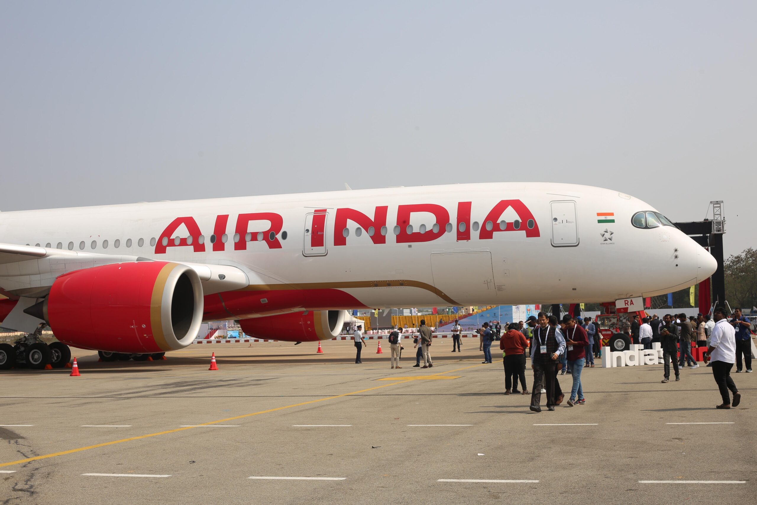 ਮਹਿੰਗੇ ਈਂਧਨ ਦਾ ਅਸਰ : Air India ਘਰੇਲੂ ਉਡਾਣਾਂ ਵਿੱਚ ਕਰੇਗੀ ਵੱਡੀ ਕਟੌਤੀ ਮਹਿੰਗੇ ਈਂਧਨ ਦਾ ਅਸਰ : Air India ਘਰੇਲੂ ਉਡਾਣਾਂ ਵਿੱਚ ਕਰੇਗੀ ਵੱਡੀ ਕਟੌਤੀ