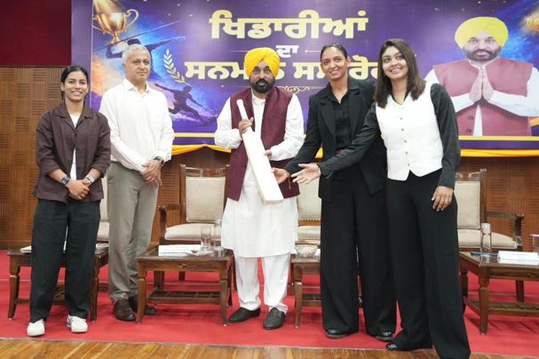 ਮਹਾਰਾਜਾ ਰਣਜੀਤ ਸਿੰਘ ਐਵਾਰਡ” ਨਾਲ ਸਨਮਾਨਿਤ ਹੋਏ ਪੰਜਾਬ ਦੇ 87 ਖਿਡਾਰੀ