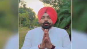 ਜਲੰਧਰ ‘ਚ ਦਿਨ ਦਿਹਾੜੇ ਵੱਡੀ ਵਾਰਦਾਤ, RTI ਕਾਰਕੁਨ ਤੇ ਵਕੀਲ ਸਿਮਰਨਜੀਤ ਸਿੰਘ ਦਾ ਗੋਲੀਆਂ ਮਾਰ ਕੇ ਕਤਲ ਜਲੰਧਰ ‘ਚ ਦਿਨ ਦਿਹਾੜੇ ਵੱਡੀ ਵਾਰਦਾਤ, RTI ਕਾਰਕੁਨ ਤੇ ਵਕੀਲ ਸਿਮਰਨਜੀਤ ਸਿੰਘ ਦਾ ਗੋਲੀਆਂ ਮਾਰ ਕੇ ਕਤਲ