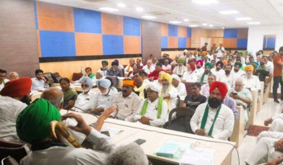 27 ਮਈ ਤੋਂ SKM ਦਾ ਦੇਸ਼ ਵਿਆਪੀ ਅੰਦੋਲਨ, MSP ਦੀਆਂ ਕਾਪੀਆਂ ਸਾੜ ਕੇ ਕੇਂਦਰ ਸਰਕਾਰ ਖ਼ਿਲਾਫ਼ ਵਿਰੋਧ