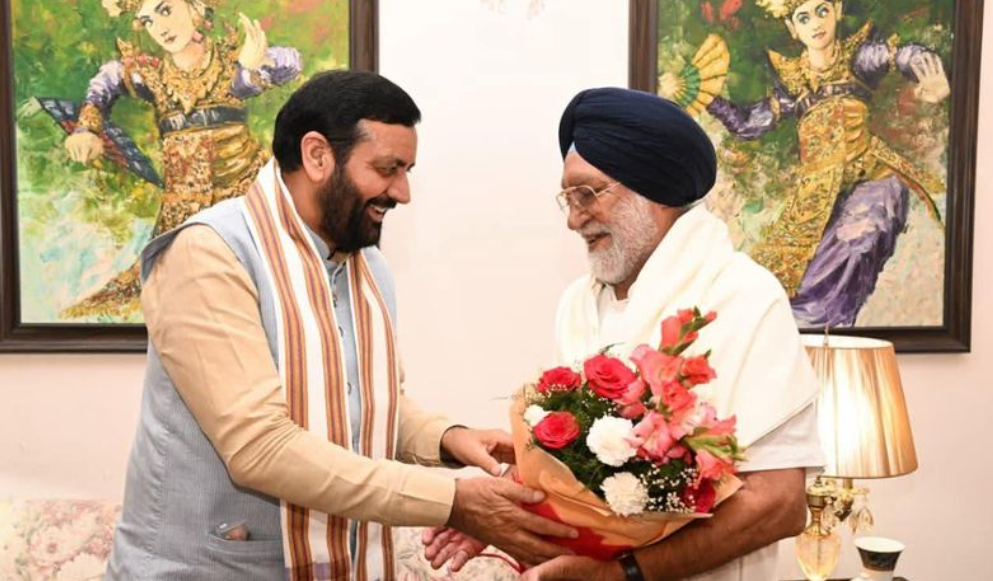 ਪ੍ਰਕਾਸ਼ ਸਿੰਘ ਬਾਦਲ ਦੇ ਚਚੇਰੇ ਭਰਾ ਭੁਪਿੰਦਰ ਸਿੰਘ ਢਿੱਲੋਂ ਆਪਣੇ ਪੁੱਤਰ ਸਮੇਤ BJP ਵਿੱਚ ਹੋਏ ਸ਼ਾਮਲ