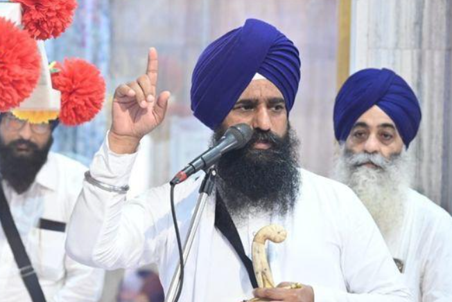 ਸ੍ਰੀ ਅਕਾਲ ਤਖ਼ਤ ਸਾਹਿਬ ਦੇ ਜਥੇਦਾਰ ਵੱਲੋਂ ਹਿਮਾਚਲ ਪ੍ਰਦੇਸ਼ ਦੇ ਬੋਰਡਿੰਗ ਸਕੂਲ ’ਚ ਸਿੱਖ ਬੱਚੇ ਨਾਲ ਰੈਗਿੰਗ ਦੀ ਨਿੰਦਾ; ਸਕੂਲ ਪ੍ਰਿੰਸੀਪਲ ਬਦਲਣ ਨੂੰ ਕਿਹਾ