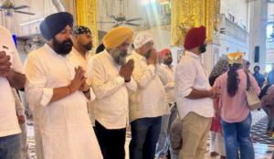 ਗੁਰਦੁਆਰਾ ਬੰਗਲਾ ਸਾਹਿਬ ਨਤਮਸਤਕ ਹੋਏ ਪਰਗਟ ਸਿੰਘ ਗੁਰਦੁਆਰਾ ਬੰਗਲਾ ਸਾਹਿਬ ਨਤਮਸਤਕ ਹੋਏ ਪਰਗਟ ਸਿੰਘ