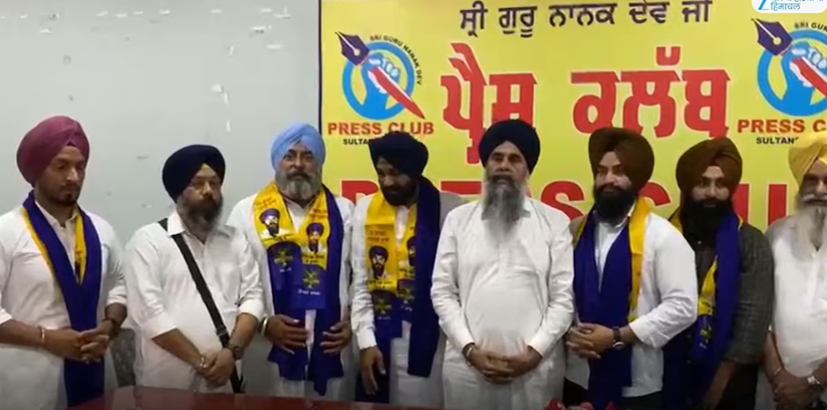 ਸੁਲਤਾਨਪੁਰ ਲੋਧੀ ’ਚ ‘ਵਾਰਿਸ ਪੰਜਾਬ ਦੇ’ ਦਾ ਕੁਨਬਾ ਹੋਇਆ ਹੋਰ ਮਜ਼ਬੂਤ, ਕਈ ਆਗੂ ਤੇ ਵਰਕਰ ਜਥੇਬੰਦੀ ’ਚ ਸ਼ਾਮਲ